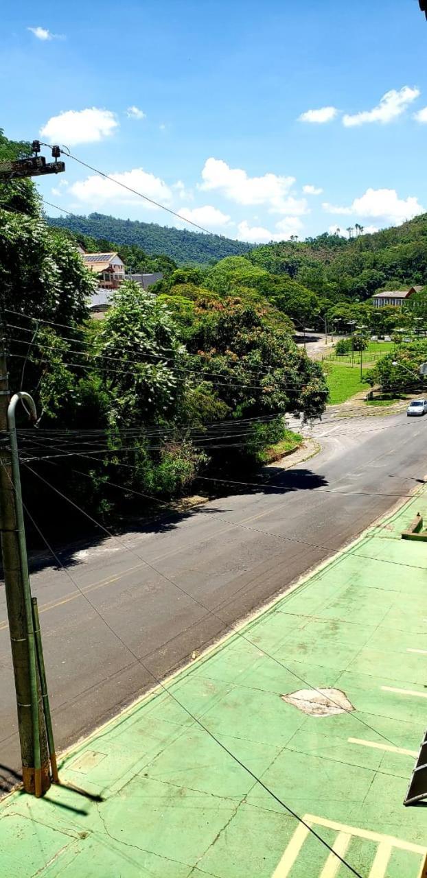 Local Privilegiado Em Aguas ! Águas de Lindóia المظهر الخارجي الصورة